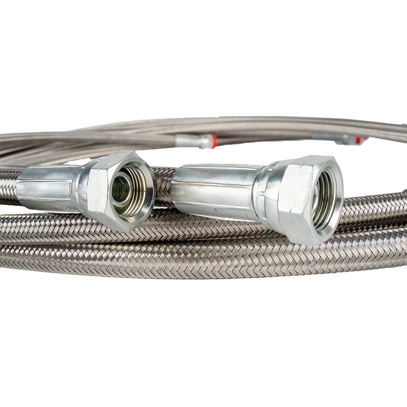 অ্যান্টি-স্ট্যাটিক অ্যাপ্লিকেশনের জন্য উচ্চ তাপমাত্রা প্রতিরোধ এবং রাসায়নিক প্রতিরোধী বৈশিষ্ট্য সহ PTFE হোস অ্যাসেম্বলি